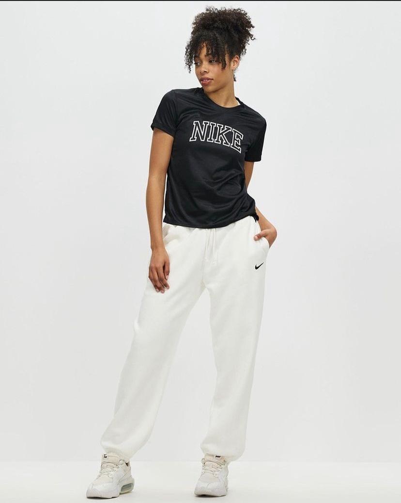 Nike Mirror Regular Fit Sweatpants (Men And Women)