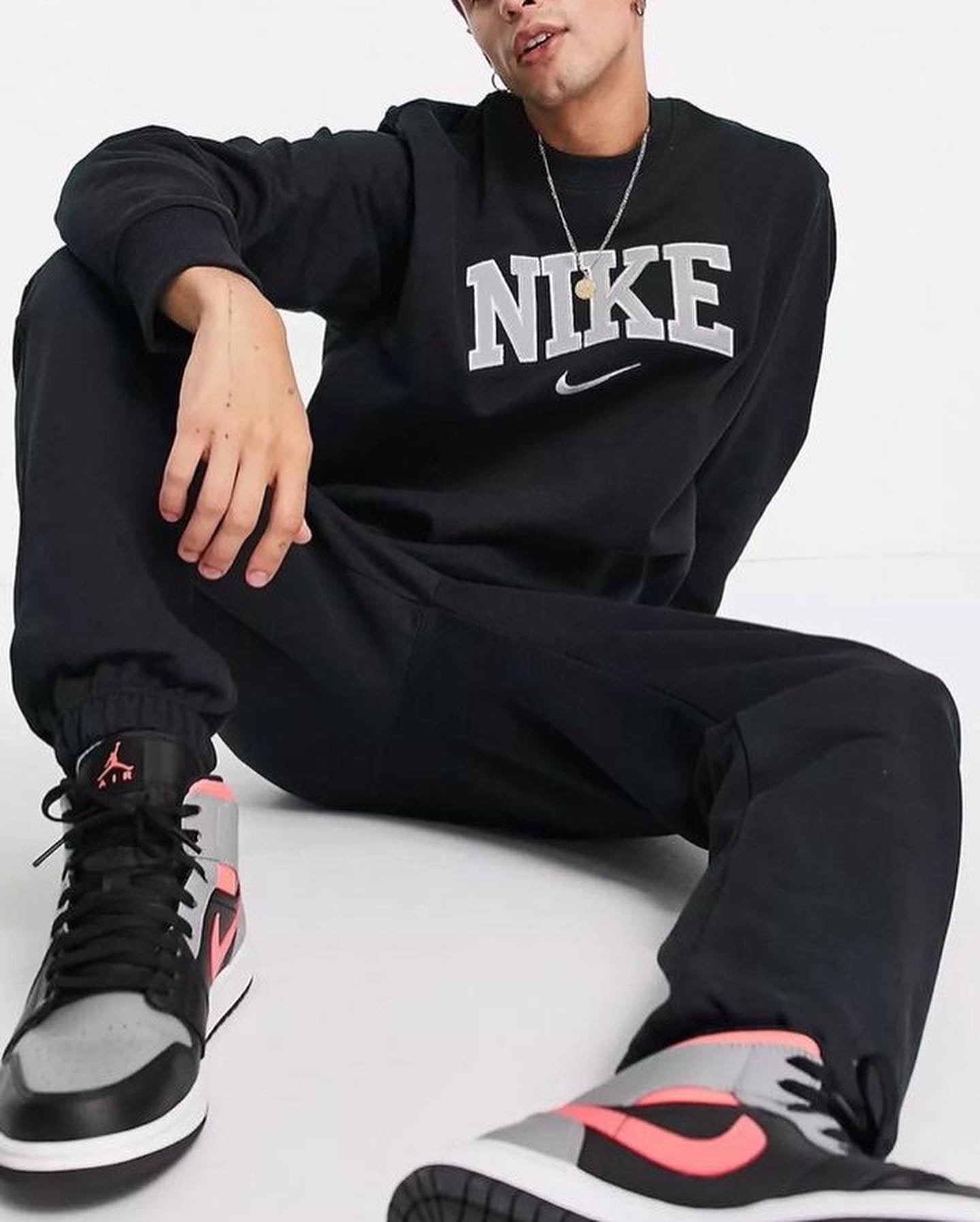 Sweatshirt Nike mirror regular ( men and women)