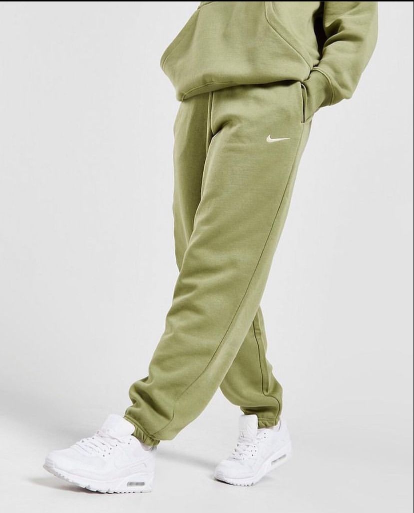 Nike Mirror Regular Fit Sweatpants (Men And Women)