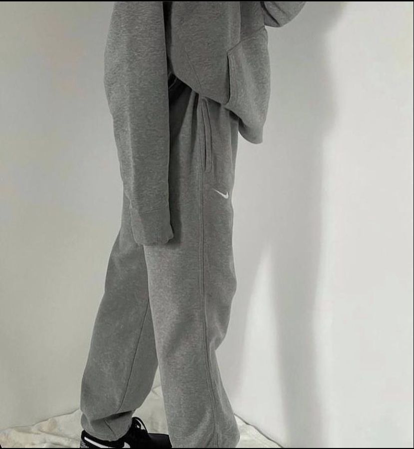 Nike Mirror Regular Fit Sweatpants (Men And Women)