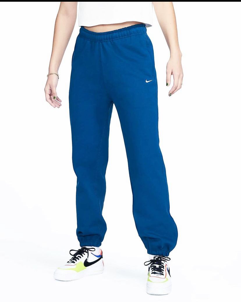 Nike Mirror Regular Fit Sweatpants (Men And Women)