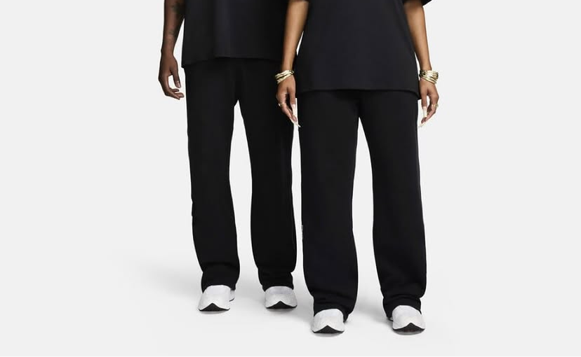 Nike mirror straight Leg sweatpant ( men and women )