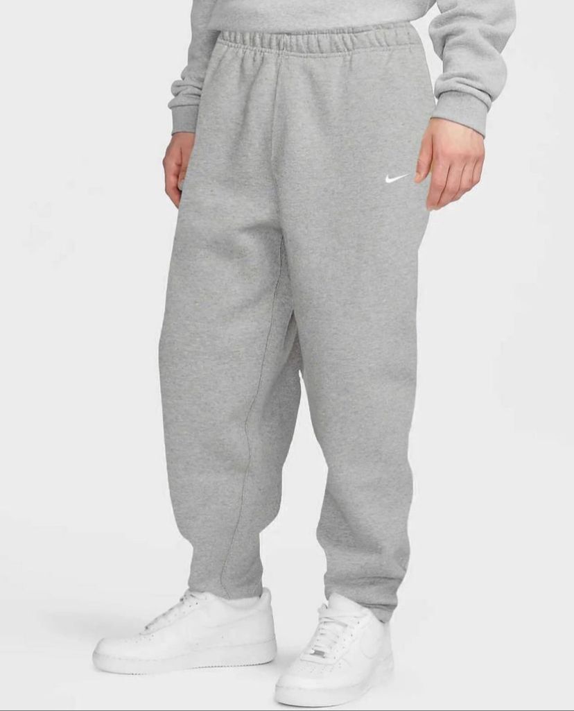 Nike Mirror Regular Fit Sweatpants (Men And Women)