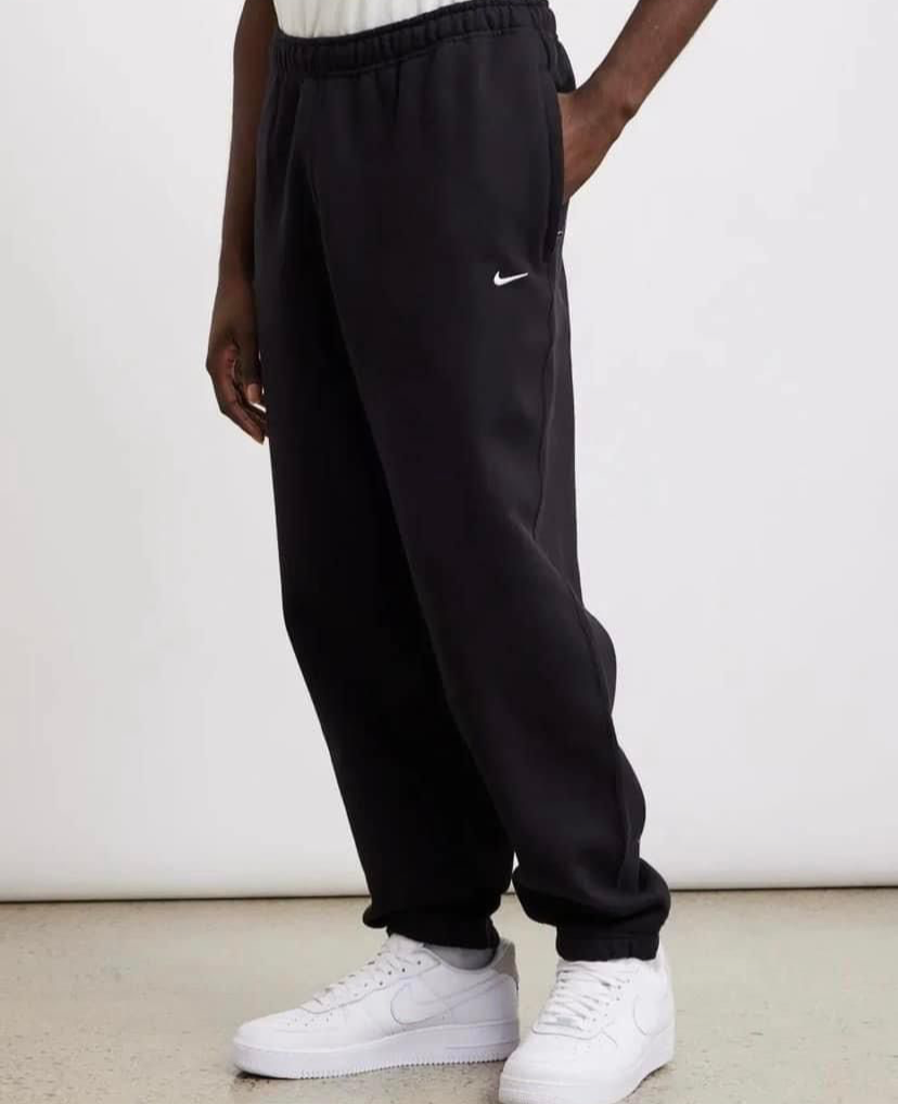 Nike Mirror Regular Fit Sweatpants (Men And Women)