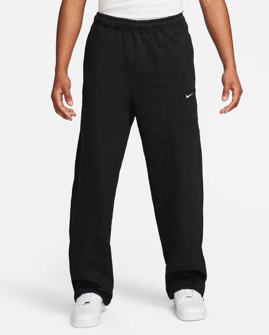 Nike mirror straight Leg sweatpant ( men and women )