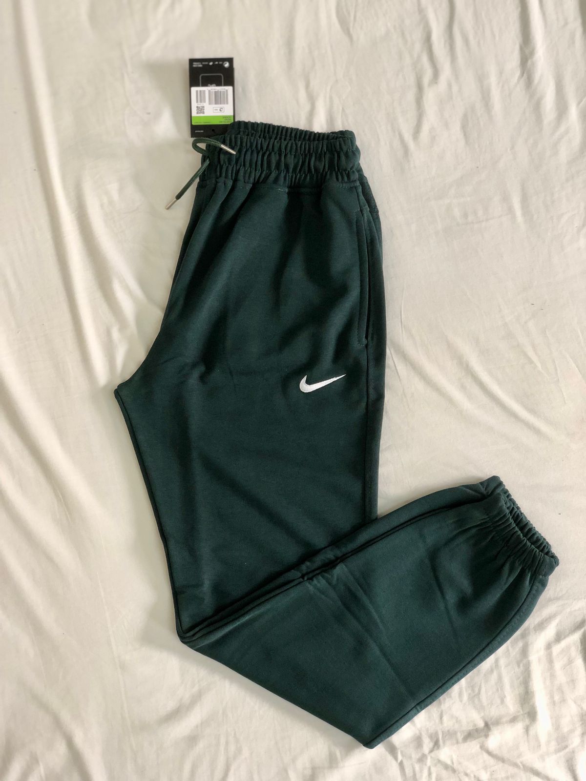 Nike Mirror Regular Fit Sweatpants (Men And Women)