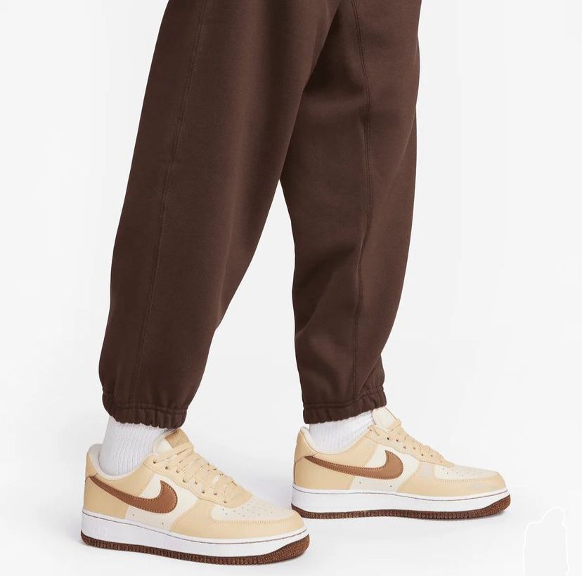 Nike Mirror Regular Fit Sweatpants (Men And Women)