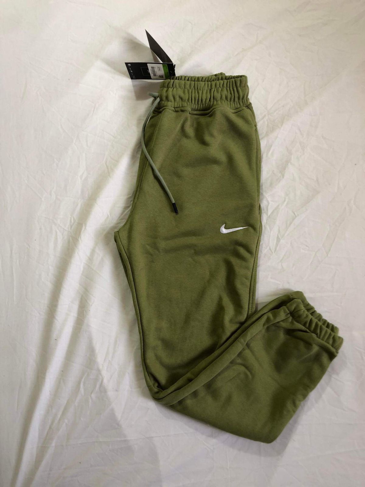 Nike Mirror Regular Fit Sweatpants (Men And Women)